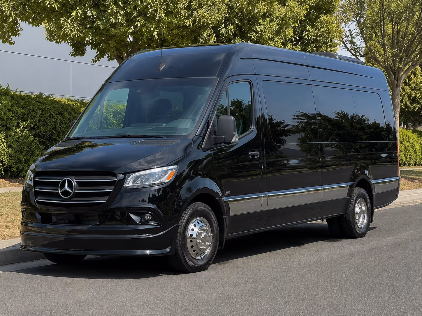 book a bus for your next airport transfer 3