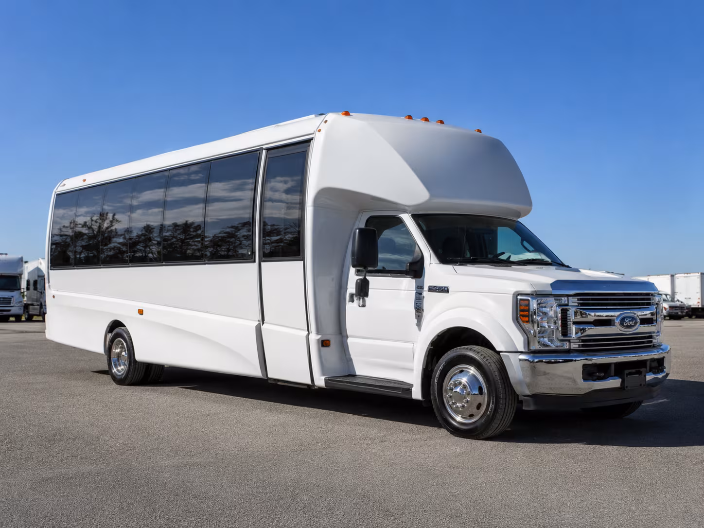 book a bus for your next airport transfer 5