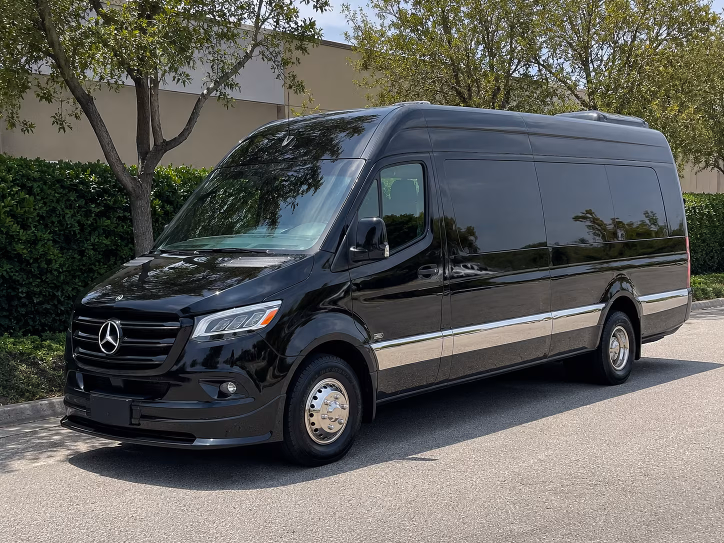 book a bus for your next birthday 1