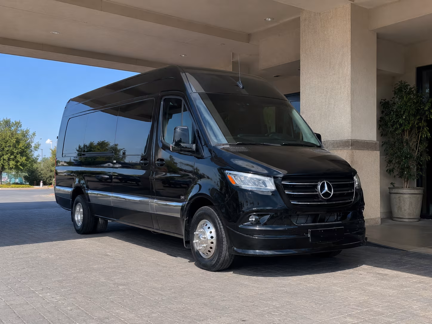 book a bus for your next private event 1