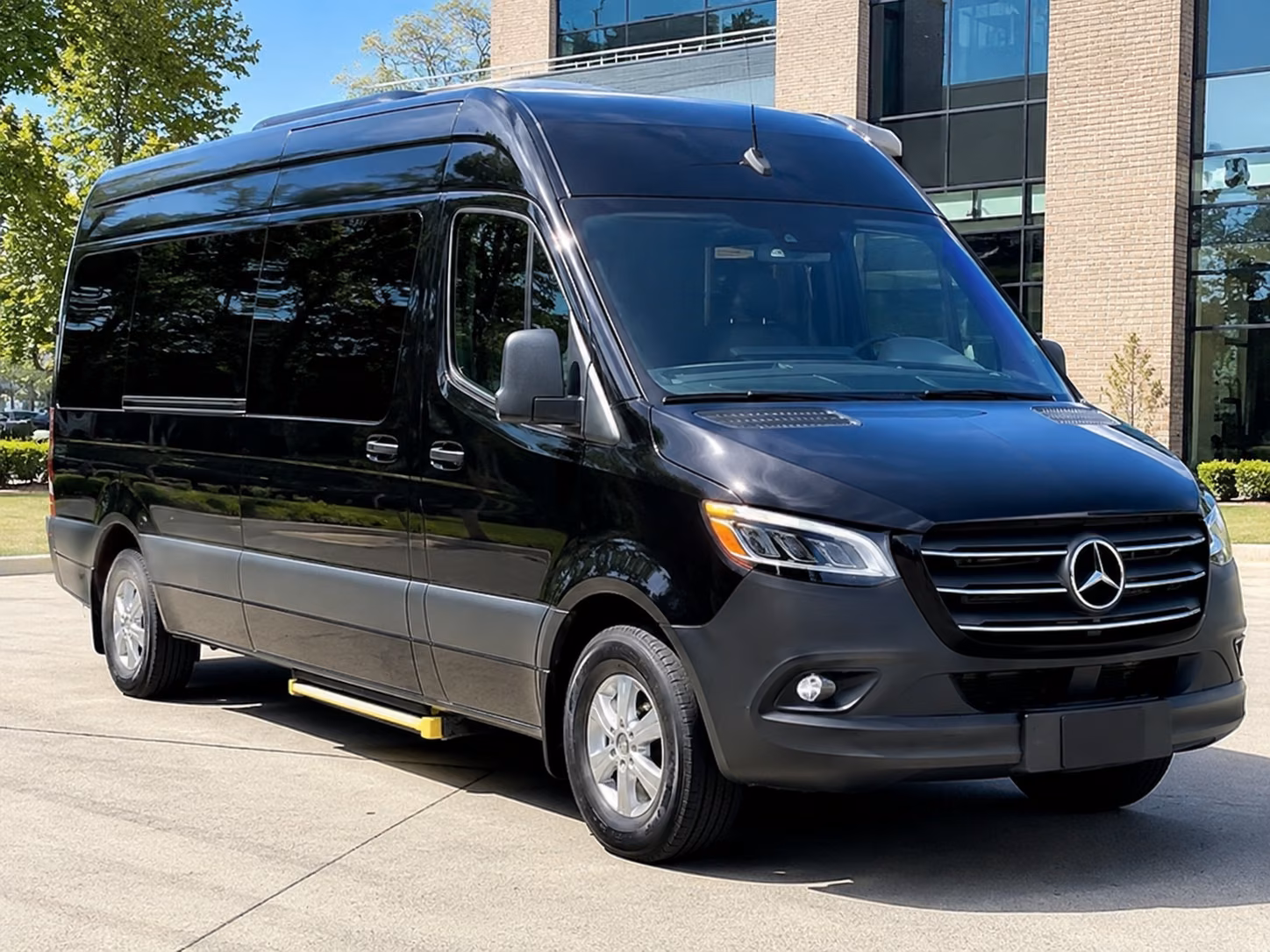 book a bus for your next prom 1