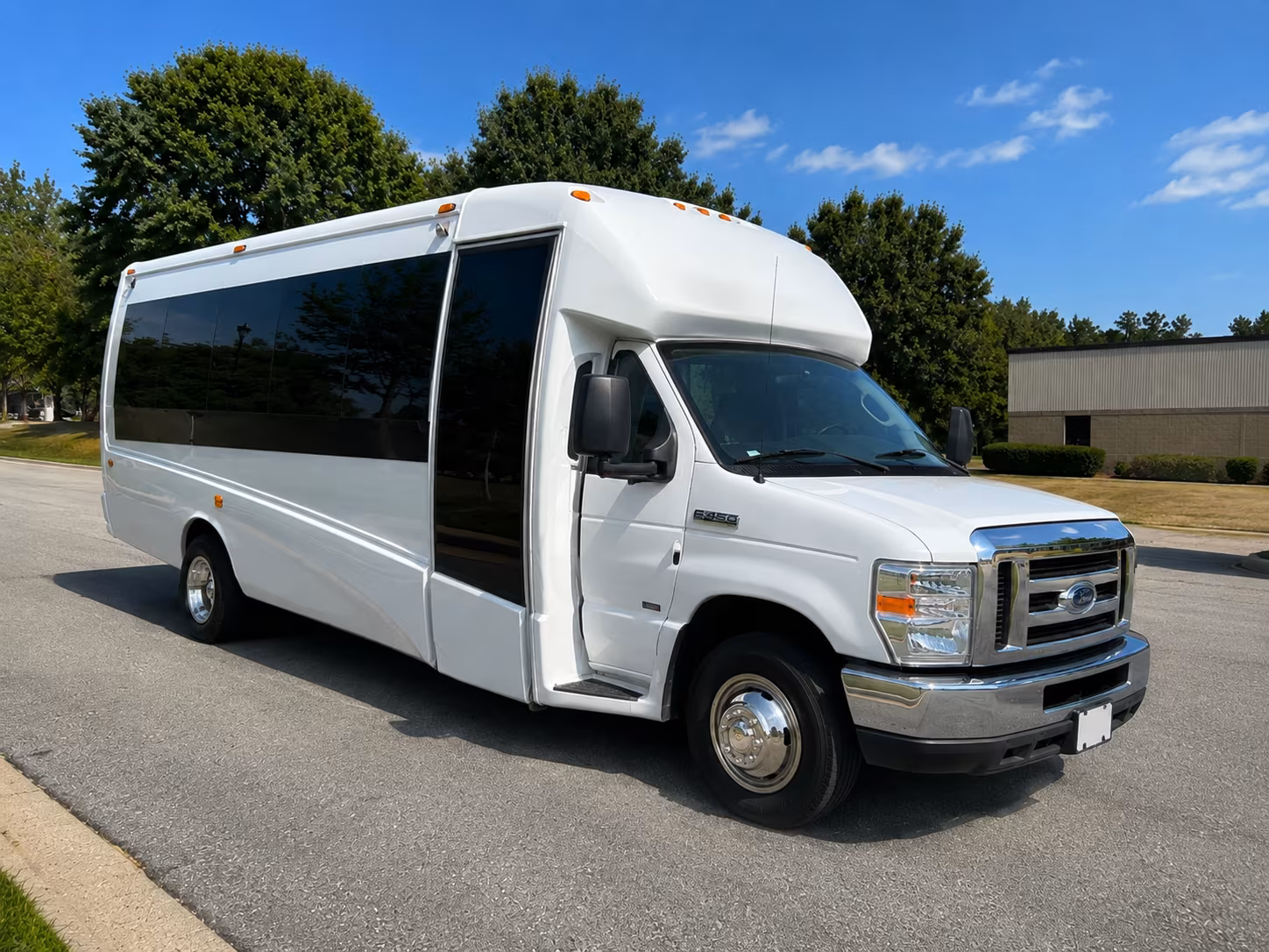 book a bus for your next wedding 2
