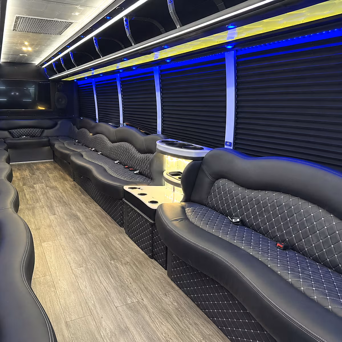 bus rentals for bands and performers touring through orange county