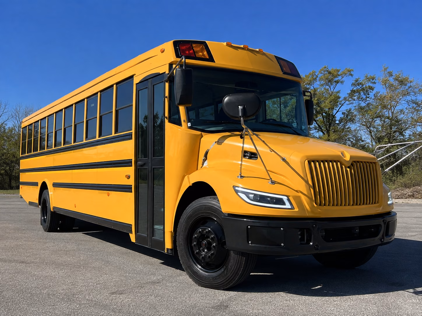 orange school bus