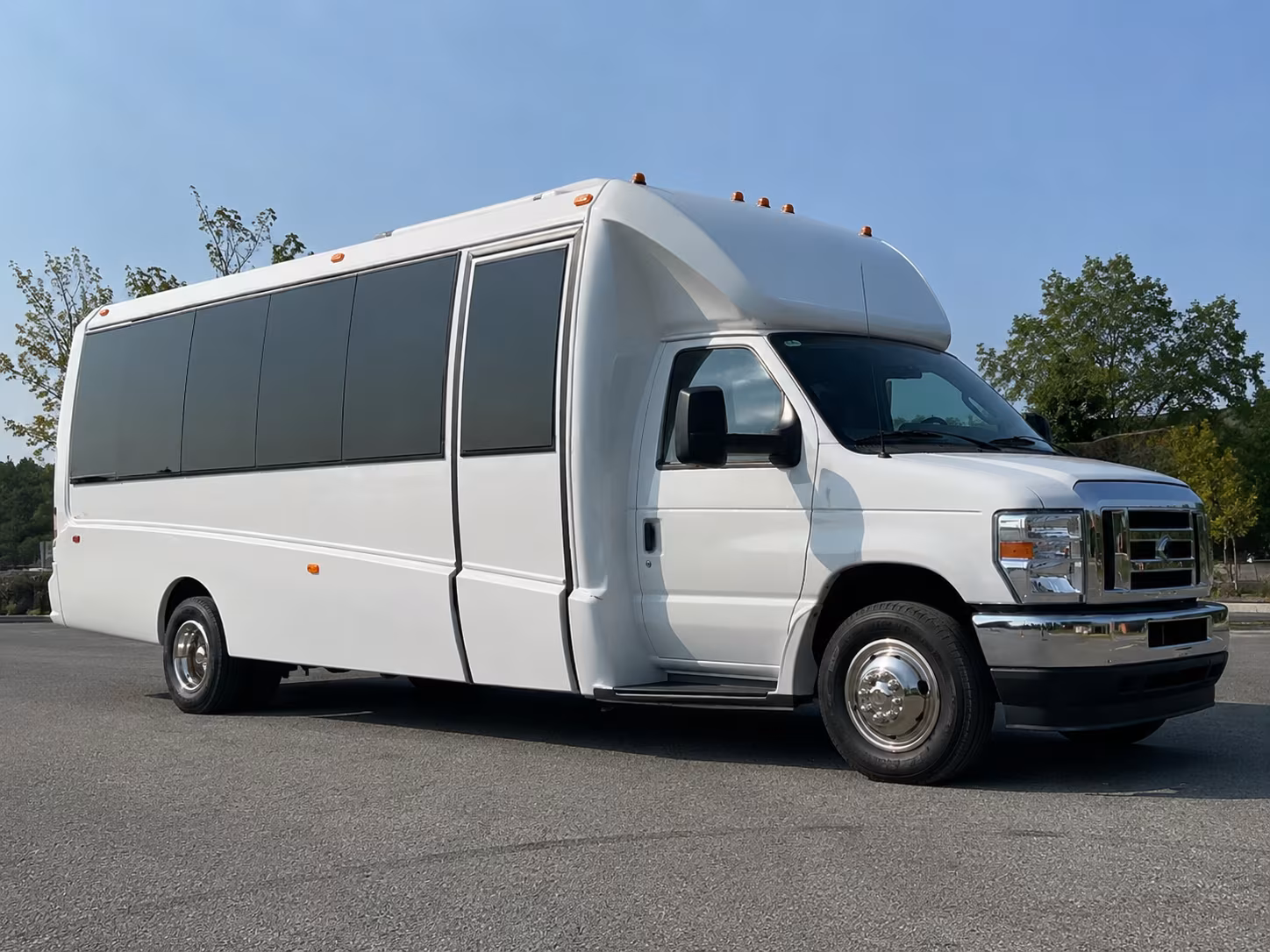 party buses and charter buses to honda center ducks and concert events