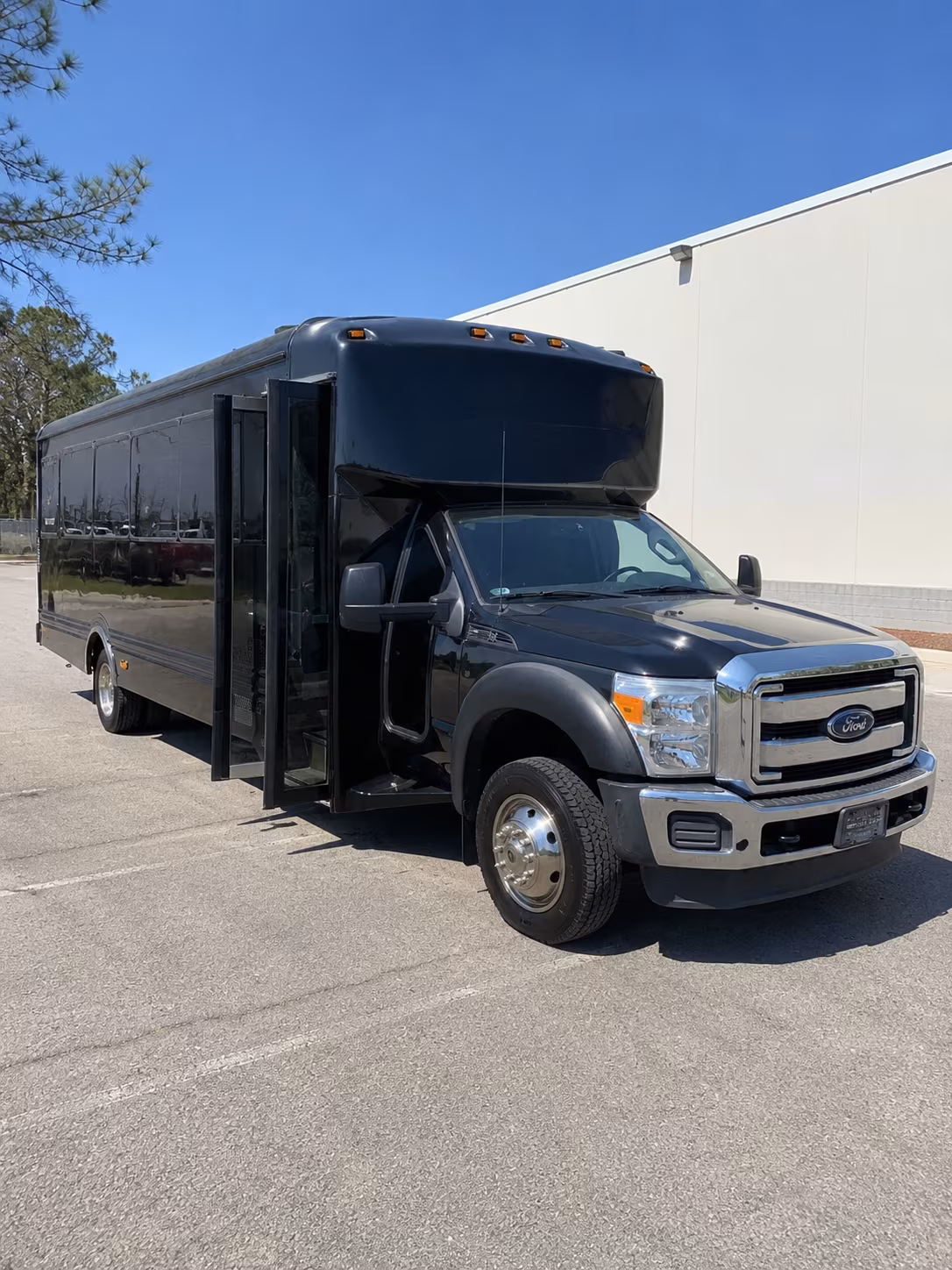 party buses for wine tours through temecula valley from orange